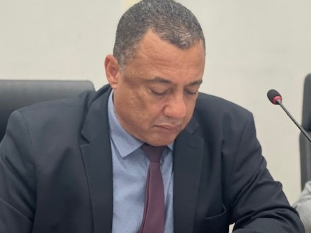 Adiel Oliveira